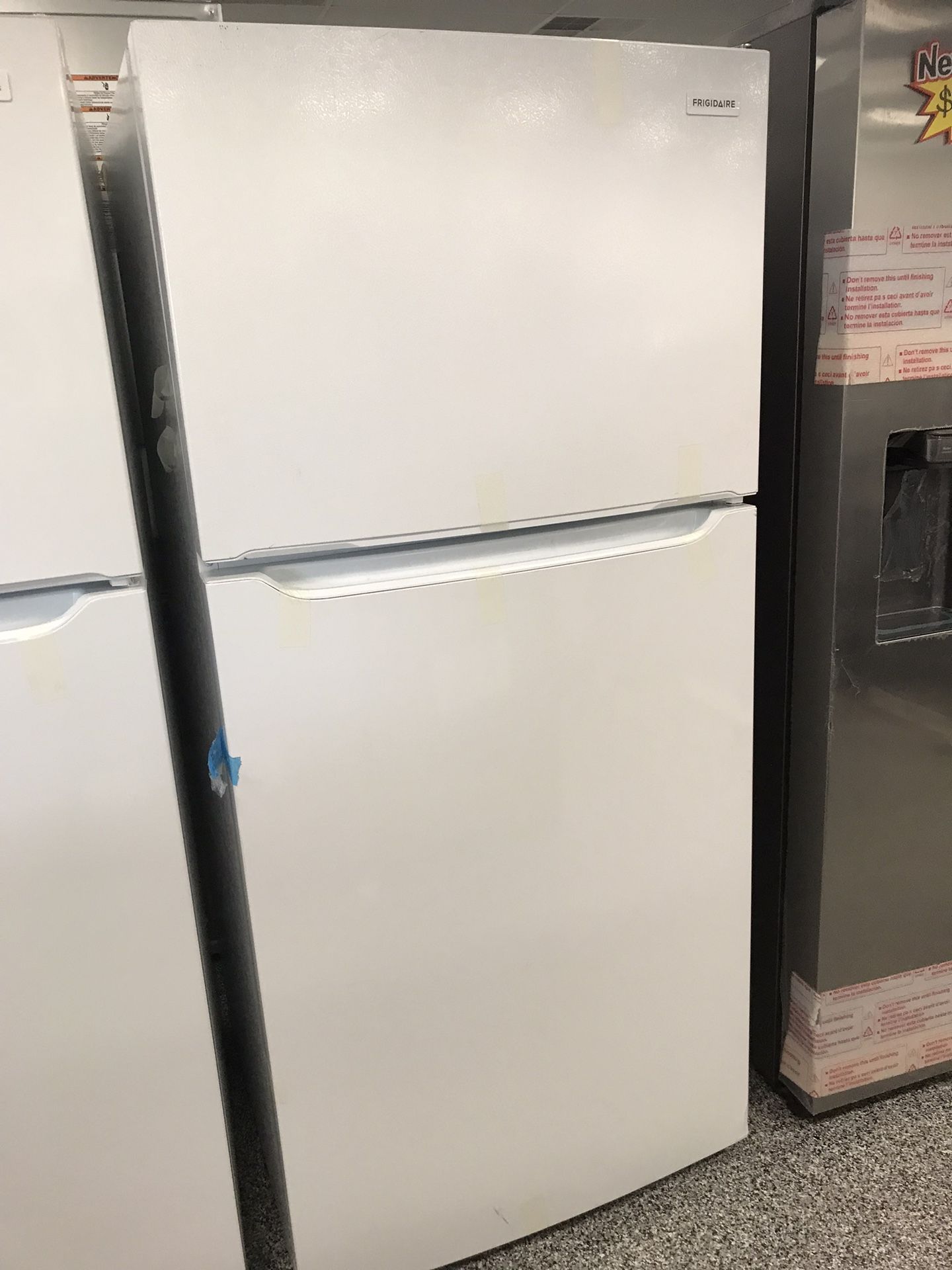 Frigidaire Top & Bottom Refrigerator
