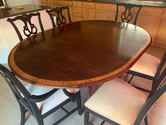 Dining Room Table & 6 chairs ~ Ethan Allen Newport Collection