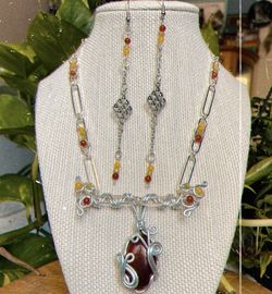 Red Onyx Beaded Necklace 