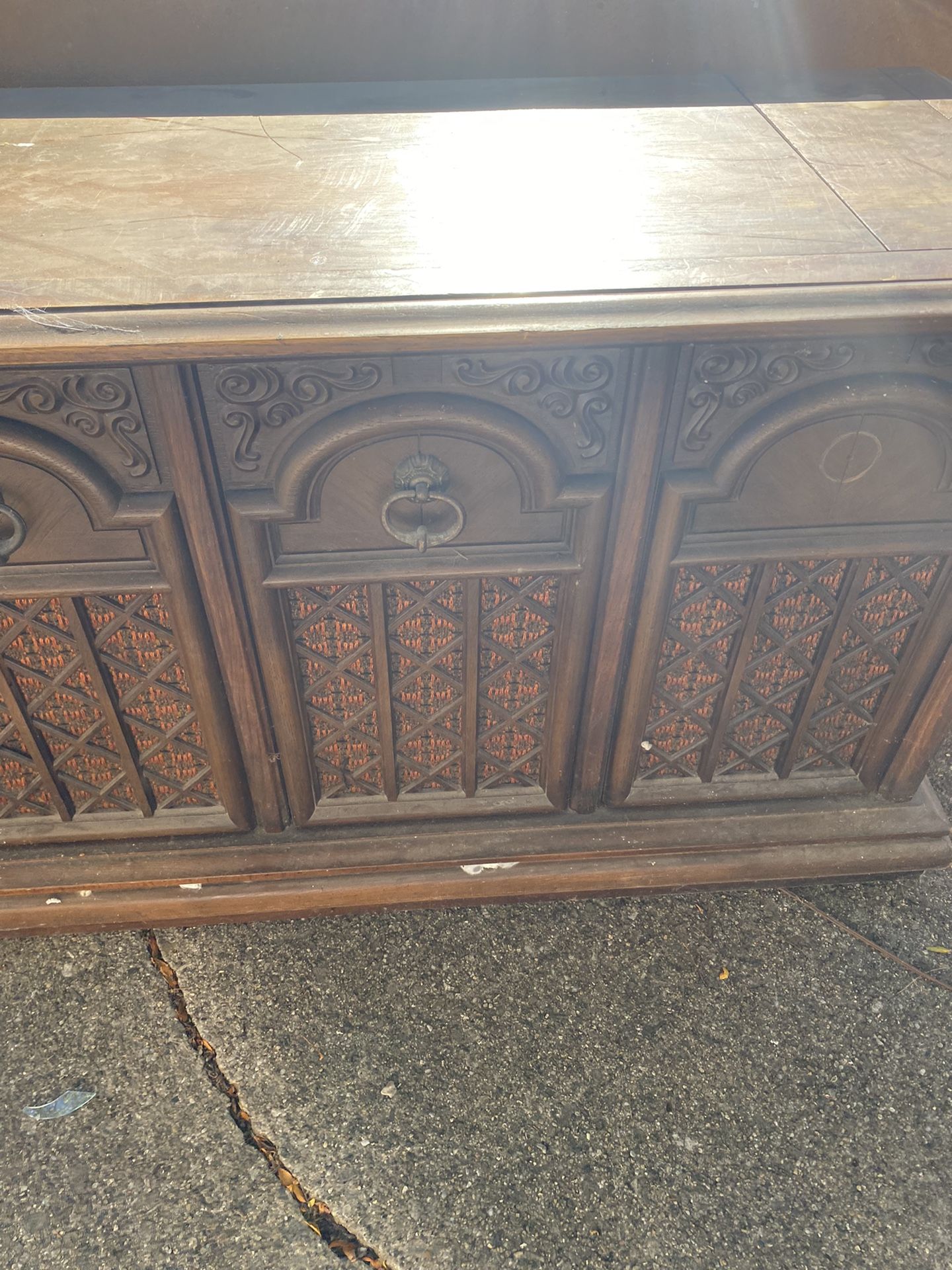 FREE 1970’s Console Record Player and Stereo FREE