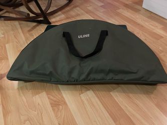 Uline collapsible/pop-up table with cup holders