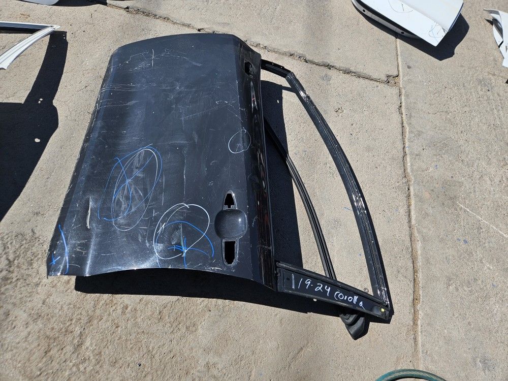 Toyota Corolla Driver Front Door Oem 20 To 25