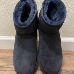 Uggs Only Worn Twice Great Conditions 
