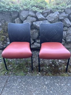 Stackable Mesh-Back Guest Chair, Red/Black