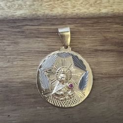 Saint Round Pendant 14k Solid Gold