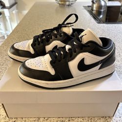 Air Jordan 1 Low – Black & White – Size 7 (24 cm)