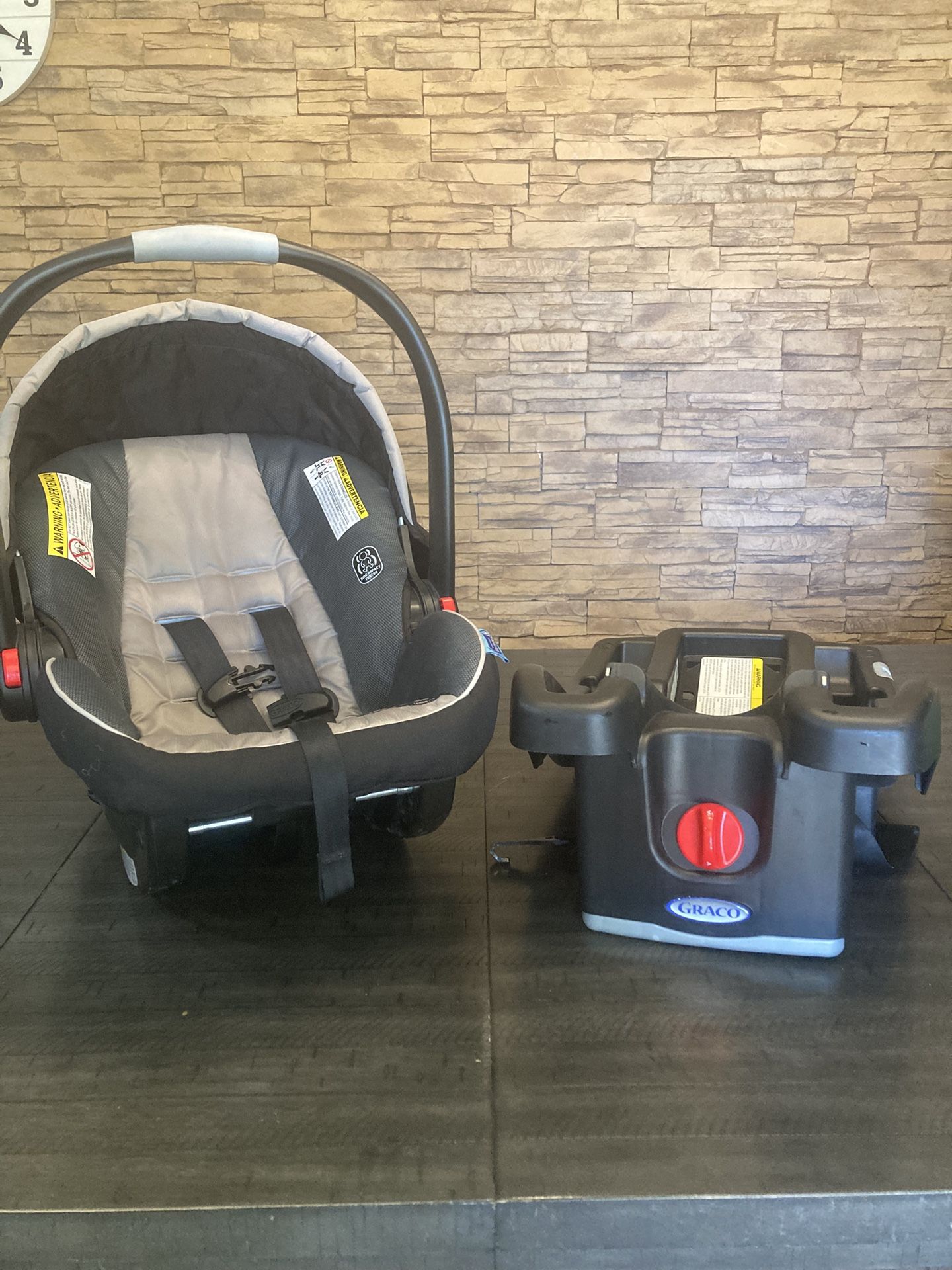 Graco Infant Car Seat
