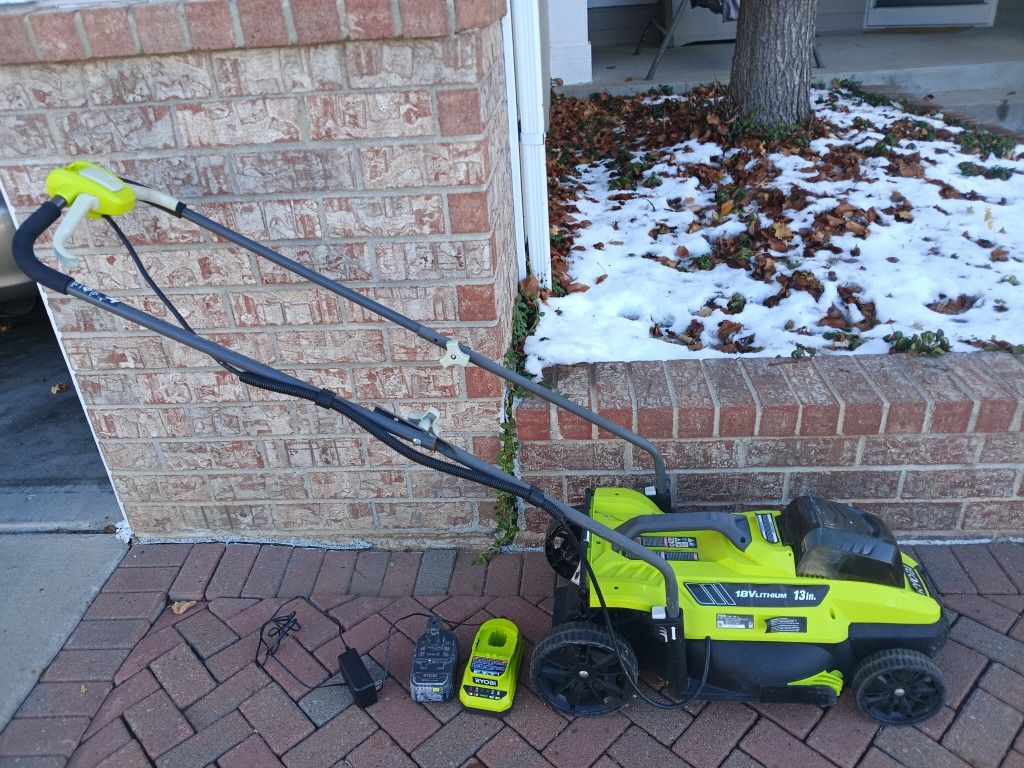 Ryobi 18V Lithium 13" Push Mower Lawnmower w Battery and Charger