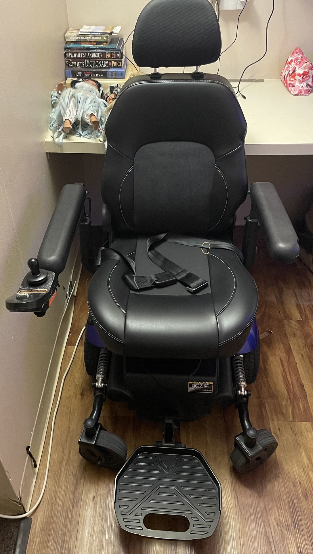 New Motorized Wheelchair For Sale local Pick Up Only