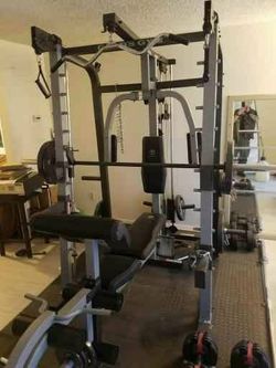 Golds gym platinum smith machine GGBE6958 for Sale in Graham WA