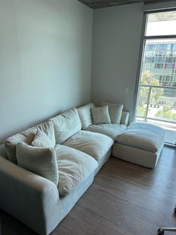 Boneless cloud Couch