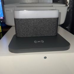 Átomi Wireless Charging Alarm Clock