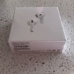 AirPods 4th Gen