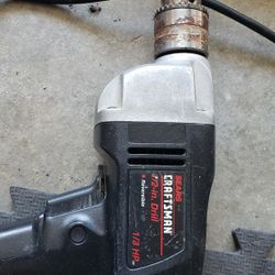 CRAFTSMAN  1/3HP DRILL  1/2 DRILL REVERSIBLE  WITH CHUCK AND CORD 110W. THE DRILL WORKS GREAT AND IS STRONG. 