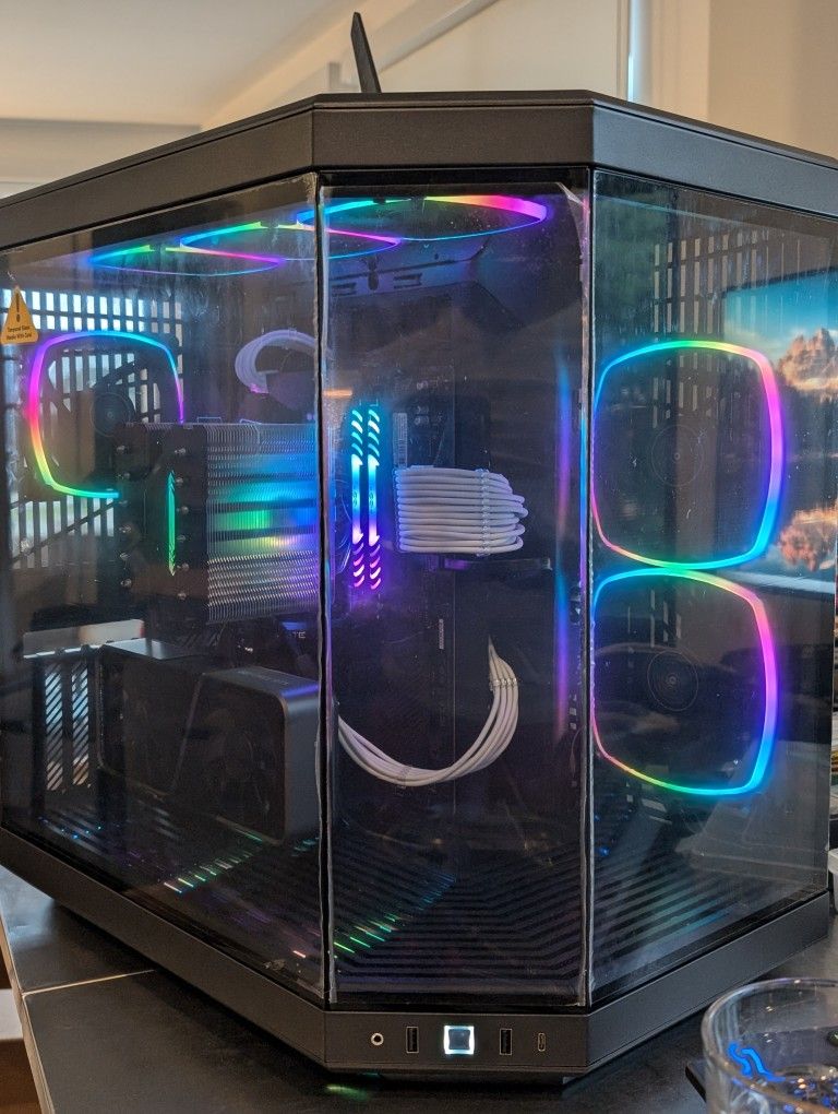 Nvidia RTX 3070, Ryzen 7 5800X3D, Custom Gaming PC