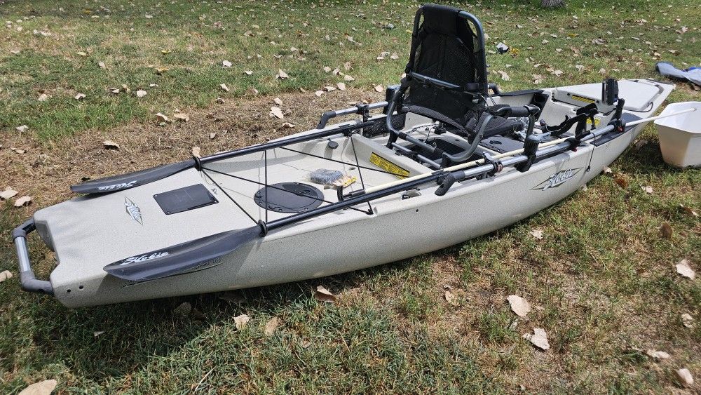 2017 Hobie Pro angler 14