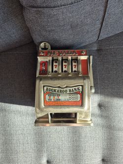 Vintage Slot Machine