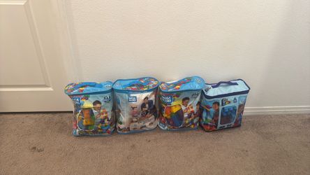 Mega blocks