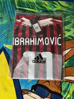 Ibrahimovic  Jersey  size ( XL)