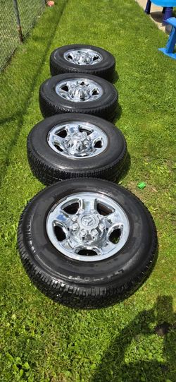 2500 Dodge Ram Wheels