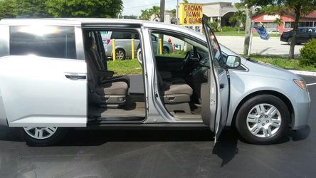 2012 Honda Odyssey pocas millas