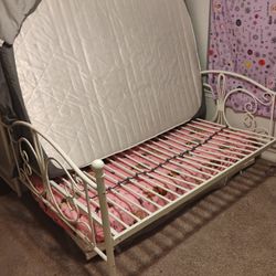 Full Size Truffle Bed