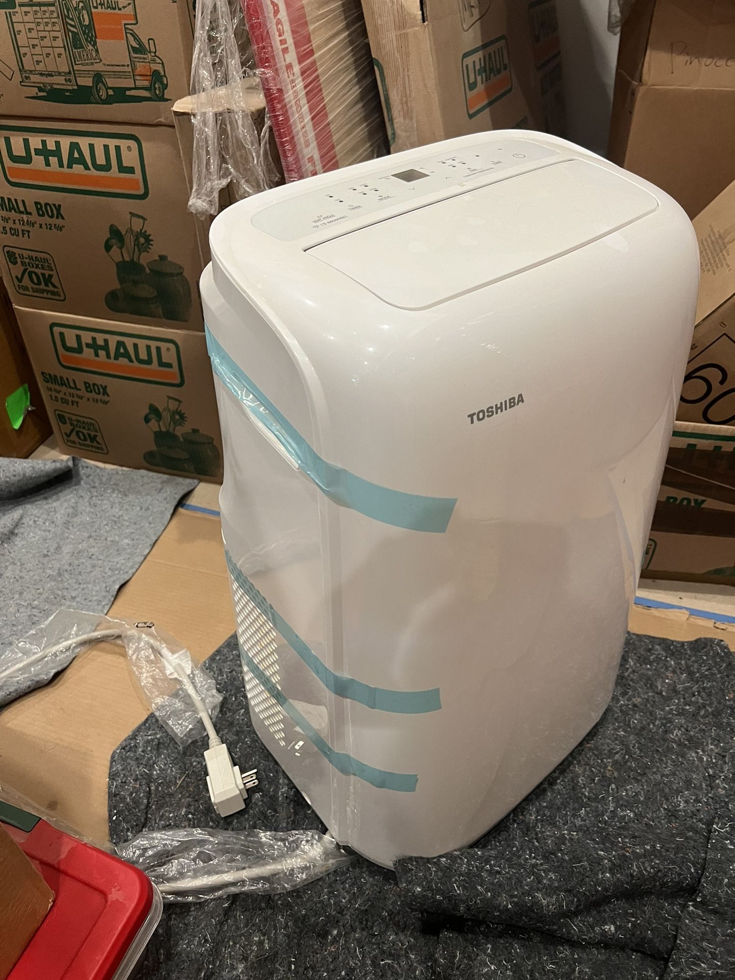 Toshiba 8,000 BTU Air Conditioner RAC-PD1213CWRU