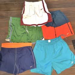 NIKE SHORTS
