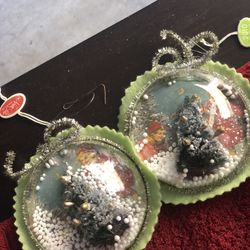 Old Fashioned Christmas Ornaments