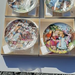 Alice in Wonderland Collectible Plates