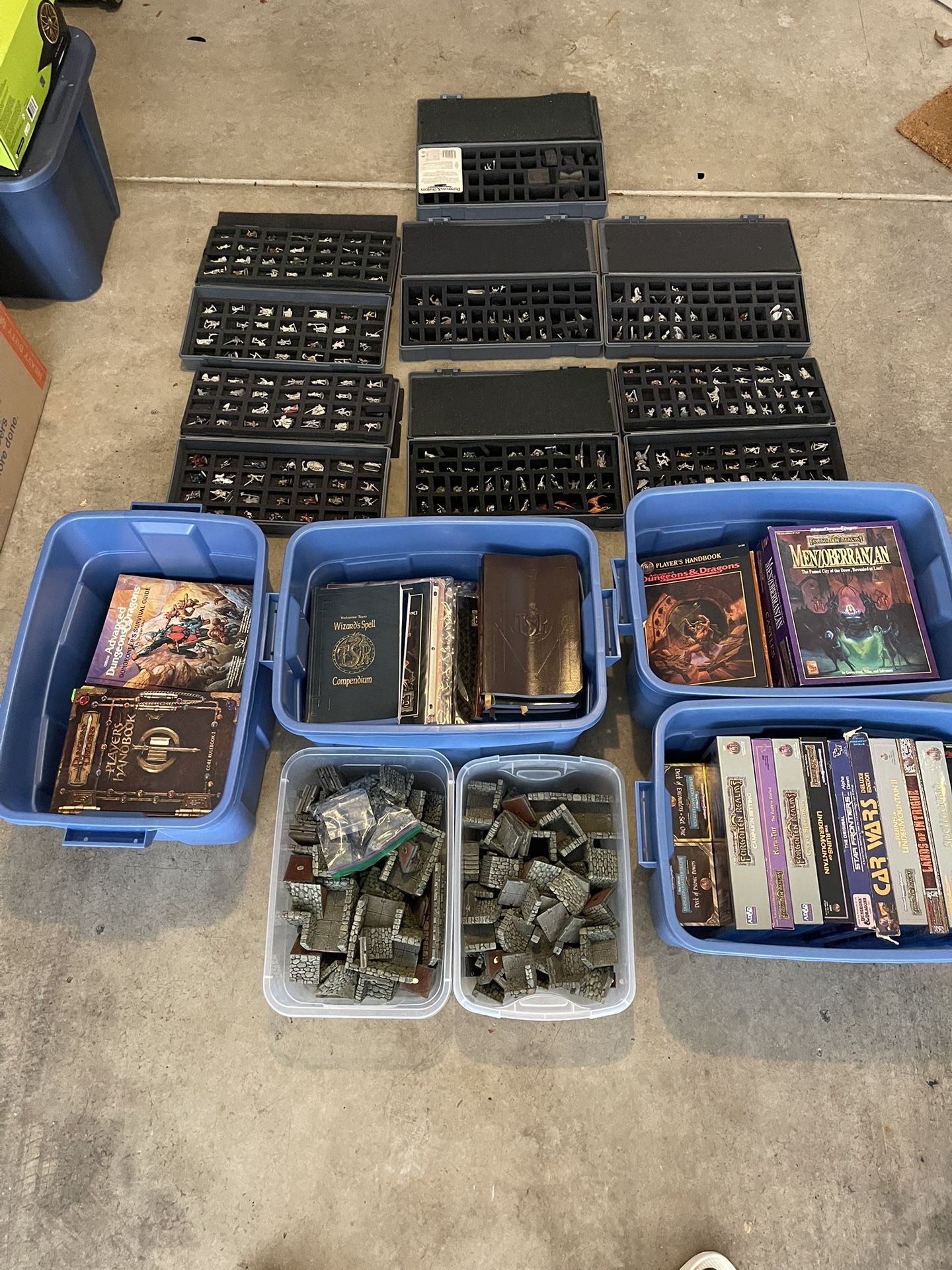 Huge Dungeons And Dragons Lot
