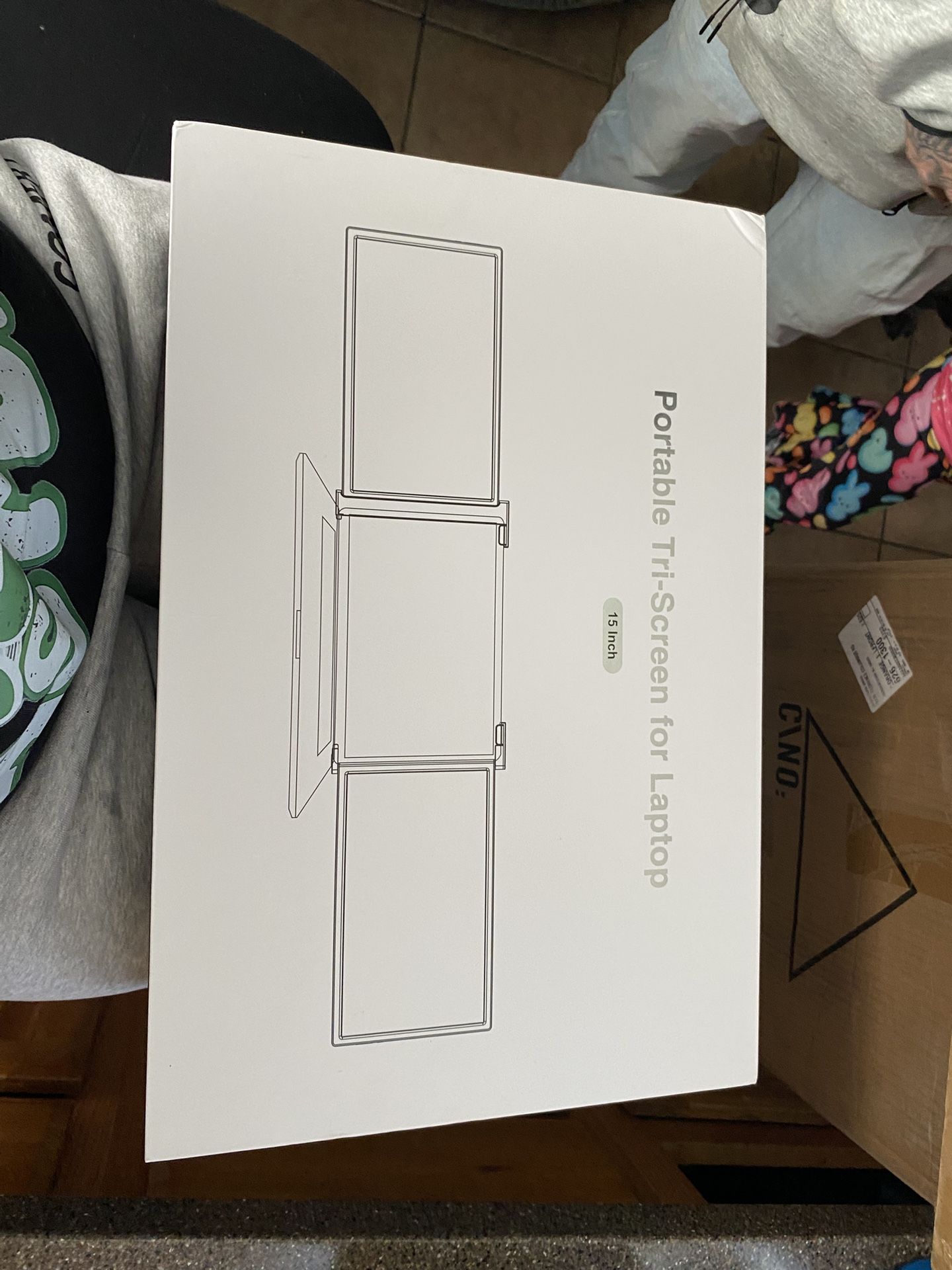 Portable Tri-screen For Lab top