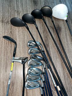 TaylorMade SiM2 Golf Clubs