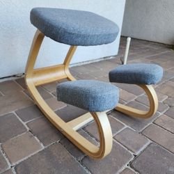 Ergonomic Kneeling Chair