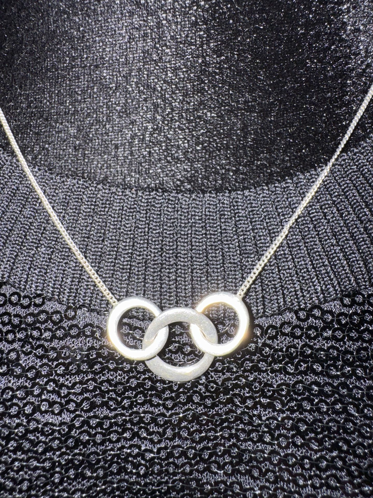 Vintage LC Lauren Conrad Circle Necklace 925 Silver