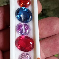 Loose Gems collection