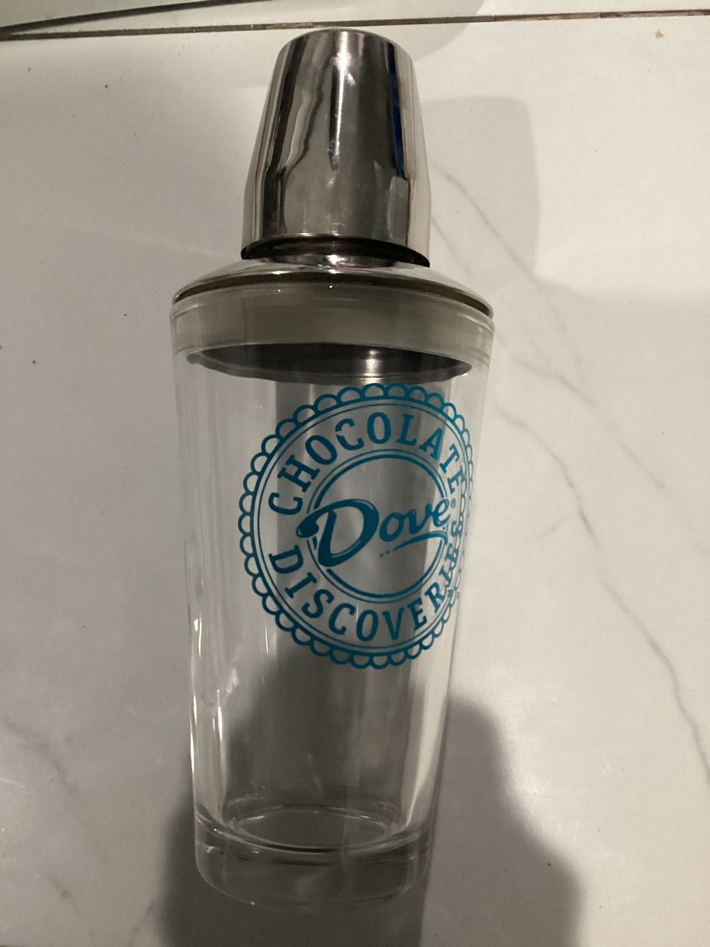 DOVE CHOCOLATE DISCOVERIES Cocktail Shaker Mixer & Strainer