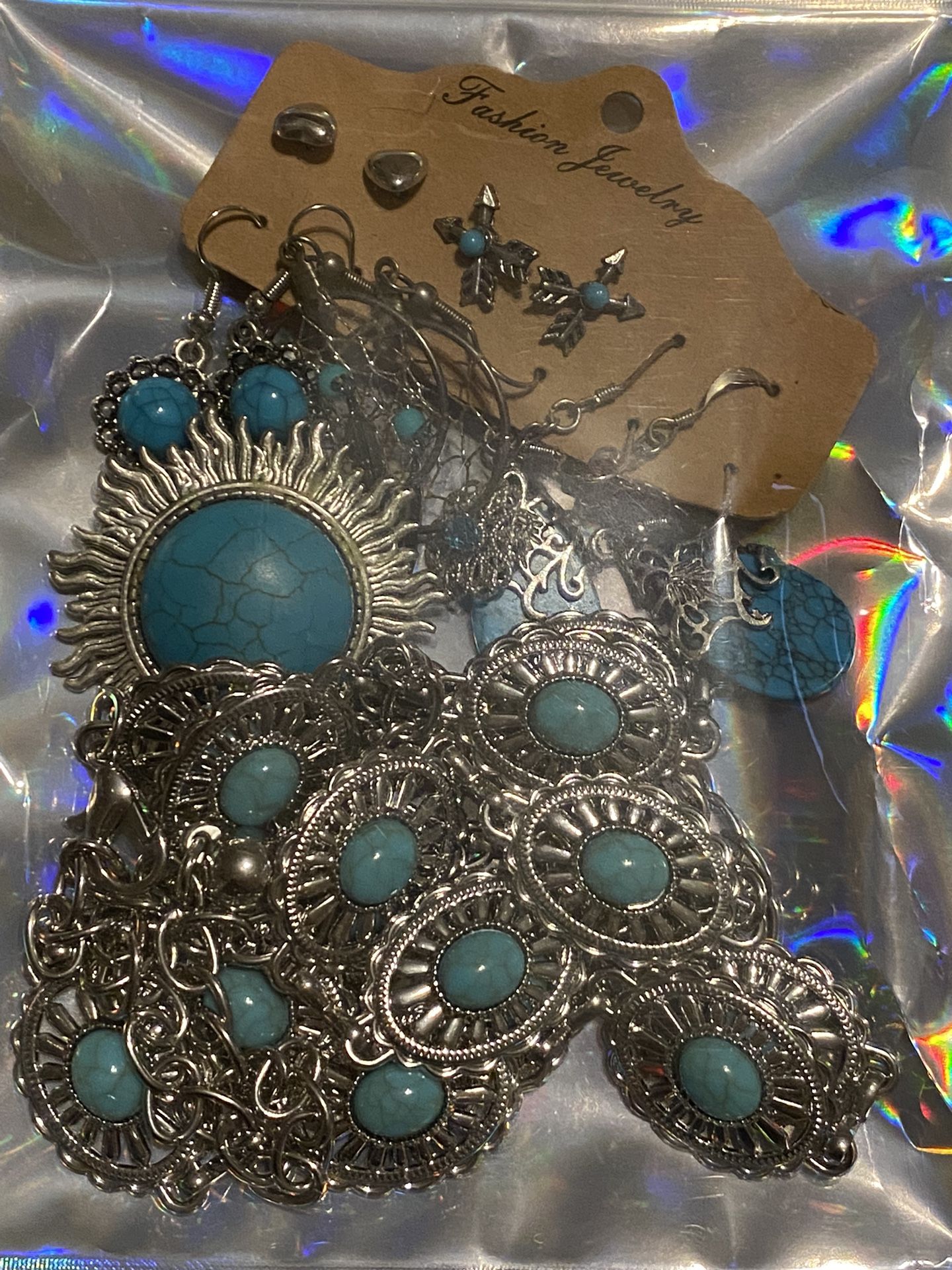 Jewelry Lot Faux Turquoise Conchology Belt, Brooch, Earrings Set