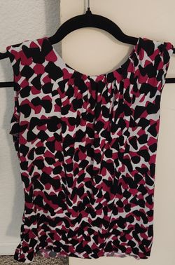 Womens tops ($8 each!!)