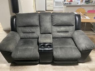 Reclining Couch With Cup holder And Storage
