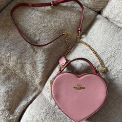 COACH HEART BAG 