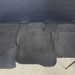 Floor Mats for 2018-2025 Nissan Leaf. 4 pieces