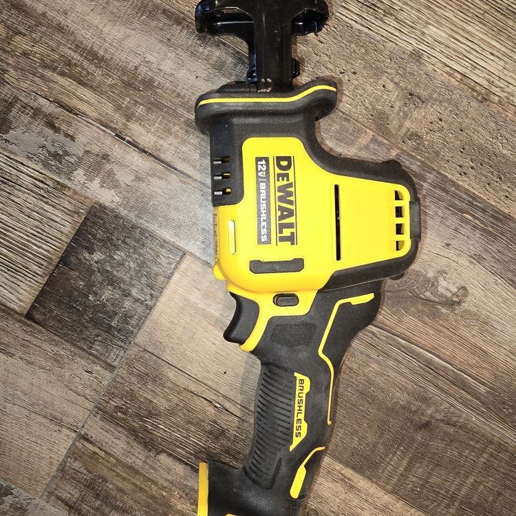 DEWALT XTREME 12V MAX* Reciprocating Saw, One-Handed, Cordless, Tool Only