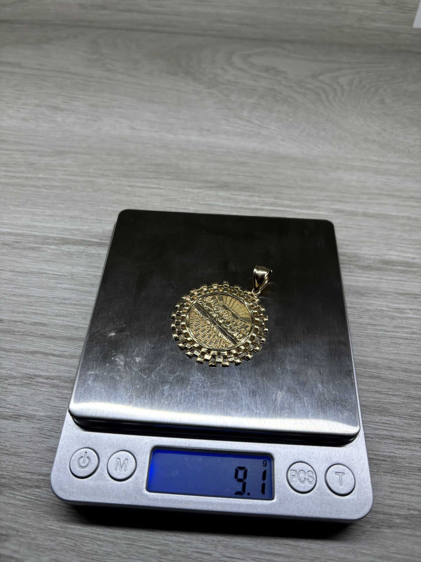 10k Last Supper Pendant 