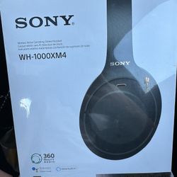 SonyWH1000XM4 Headphones Black New 