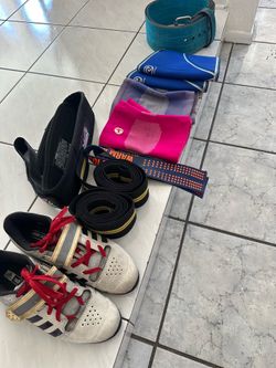 Weightlifting/Powerlifting gear