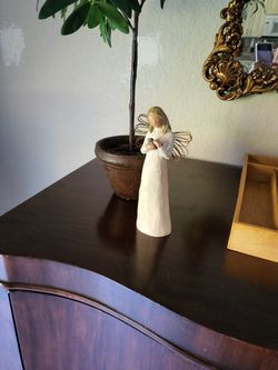 Willow Tree Angel  Of PEACE 