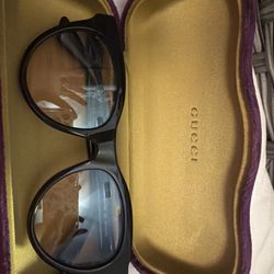 Authentic Gucci women’s oversized Glasses 