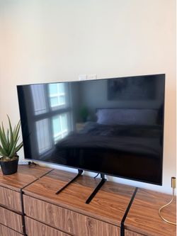 LG 50” TV - Great Condition