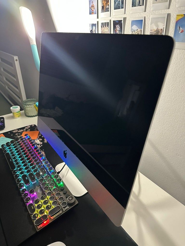 iMac i5 2.3 GHZ 21.5" (Mid 2017) 1tb HDD